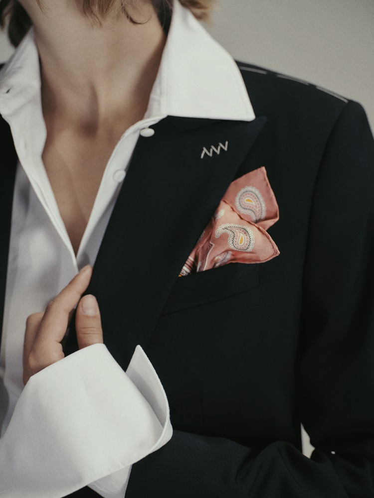 サルトリアーレコレクション | マックスマーラ公式サイト